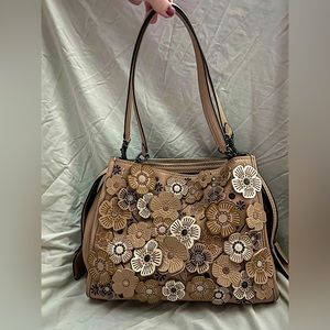 Coach Rogue With Tea Rose